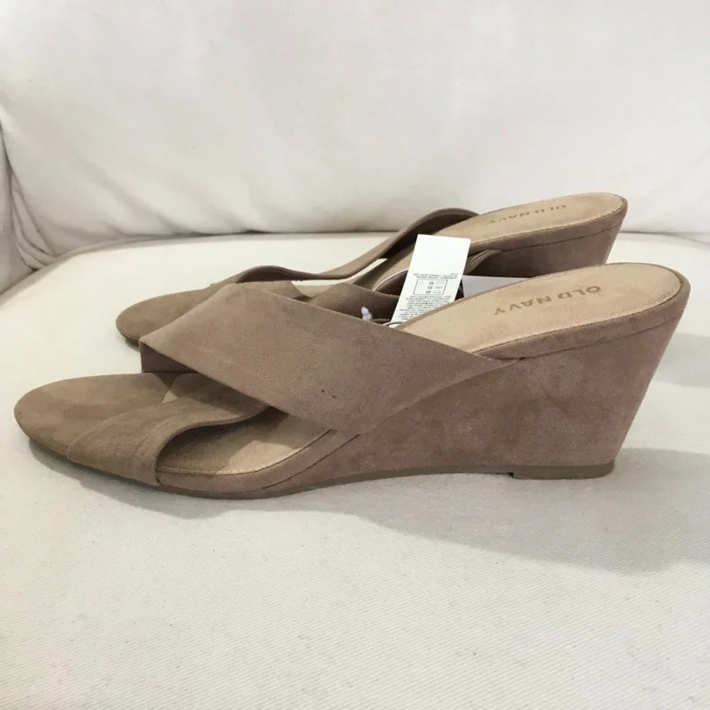 Old Navy Faux Suede Cross Over Slides Sz 10